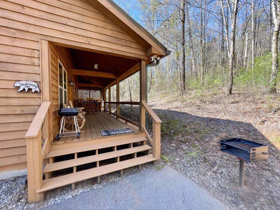 2 Bed Cabin Hot Tub Close To Helen #16 Eksteriør bilde