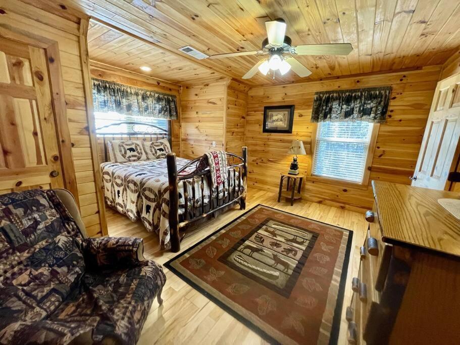 2 Bed Cabin Hot Tub Close To Helen #16 Eksteriør bilde
