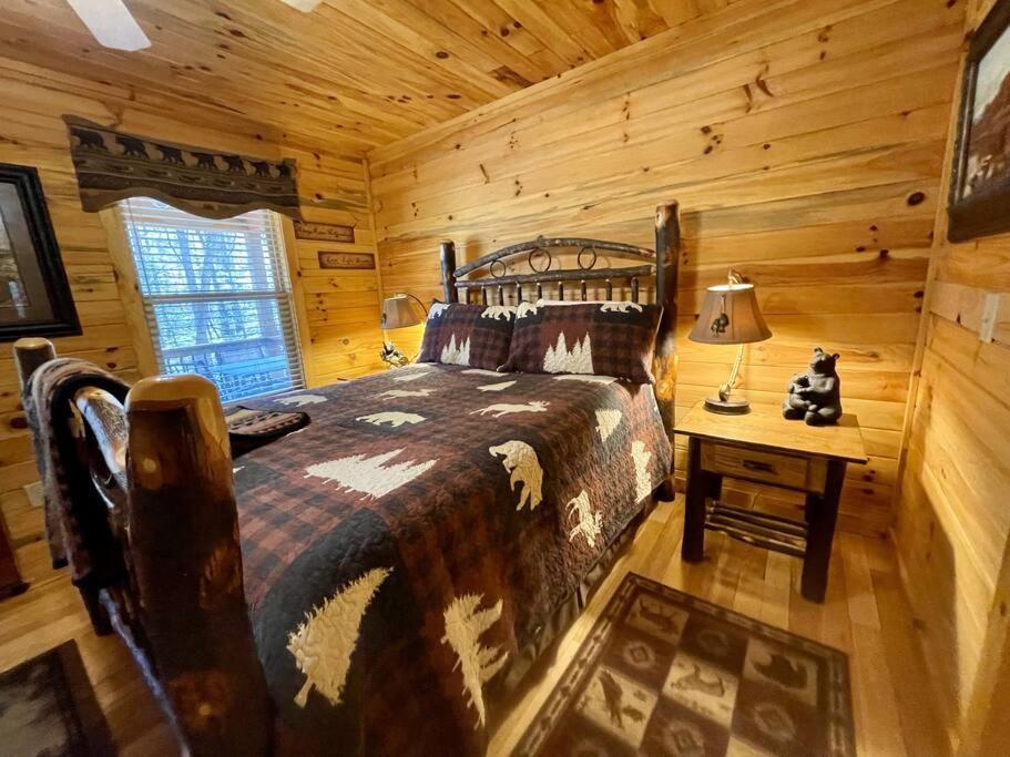 2 Bed Cabin Hot Tub Close To Helen #16 Eksteriør bilde